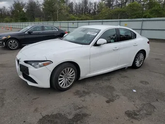 2021 Alfa Romeo Giulia ZARFAMAN7M7645983