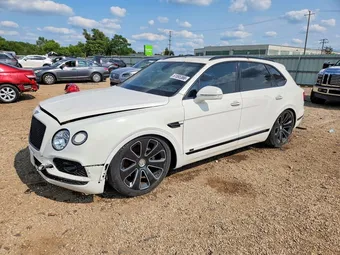 2020 Bentley Bentayga SJAAM2ZV9LC029665