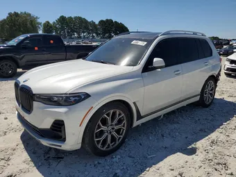 2021 BMW X7 5UXCW2C05M9H35045