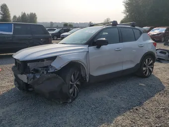 2022 Volvo XC40 YV4ED3UBXN2709633