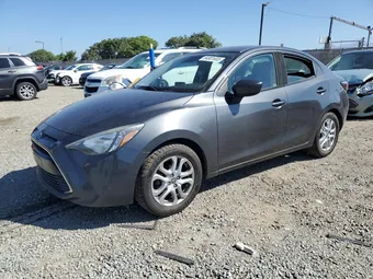 2017 Toyota Yaris 3MYDLBYV0HY164503