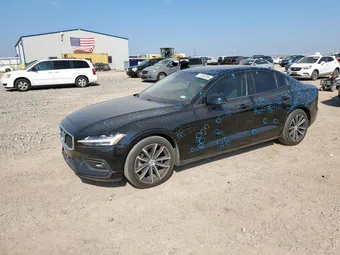 2021 Volvo S60 7JR102FK2MG091103