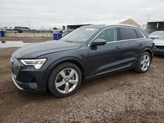 2019 Audi e-tron WA1LAAGE6KB008753