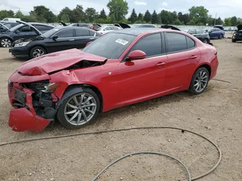 2022 Alfa Romeo Giulia ZARFANBNXN7652996