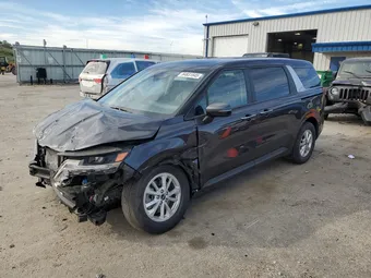 2023 Kia Carnival KNDNB4H34P6235353