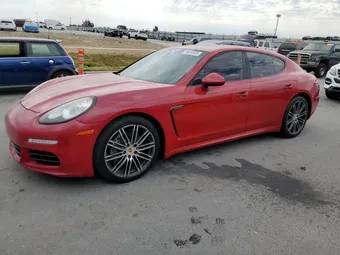 2016 Porsche Panamera WP0AA2A70GL001361