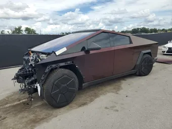 2024 Tesla Cybertruck 7G2CEHEE7RA030493