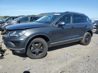 2016 Volkswagen Touareg WVGEP9BPXGD006872