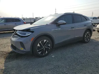 2021 Volkswagen ID.4 WVGTMPE24MP058755