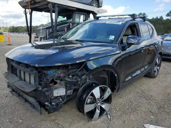 2021 Volvo XC40 YV4AC2HK7M2557086