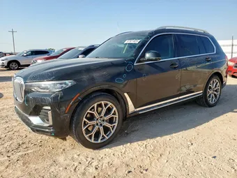 2021 BMW X7 5UXCW2C07M9E84044
