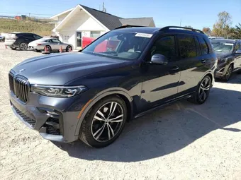 2022 BMW X7 5UXCW2C08N9K24749