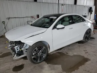2022 Mercedes-Benz A-Class W1K3G4FB6NJ341015