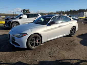 2020 Alfa Romeo Giulia ZARFANAN4L7638039
