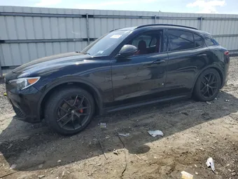 2019 Alfa Romeo Stelvio ZASPAKAN5K7C43502