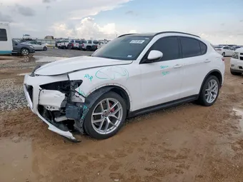 2019 Alfa Romeo Stelvio ZASPAKBN9K7C30198