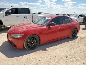 2019 Alfa Romeo Giulia ZARFAMAN8K7620975