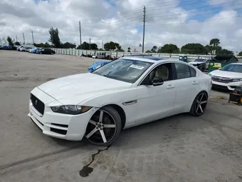 2018 Jaguar XE SAJAR4FX3JCP31304
