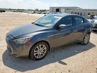 2018 Toyota Yaris 3MYDLBYV5JY315678