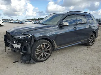2022 BMW X7 5UXCX6C04N9L15604