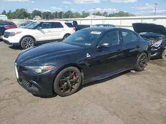 2017 Alfa Romeo Giulia ZARFAEAV5H7522081