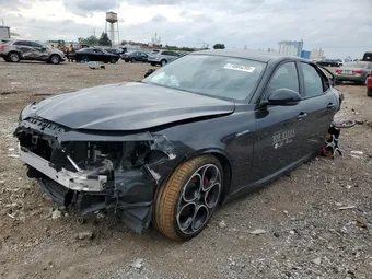 2024 Alfa Romeo Giulia ZARFANBN7R7680163