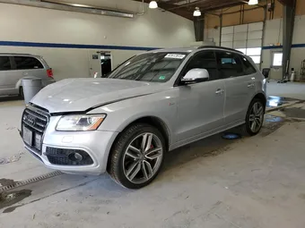 2016 Audi SQ5 WA1CCAFPXGA063717