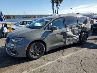 2021 Chrysler Pacifica Hybrid 2C4RC1S77MR564786