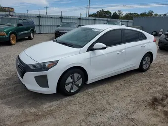 2018 Hyundai Ioniq Hybrid KMHC65LC8JU064968
