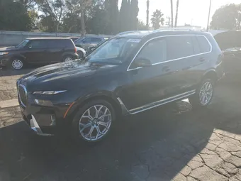 2026 BMW X7 5UX23EM01T9131024