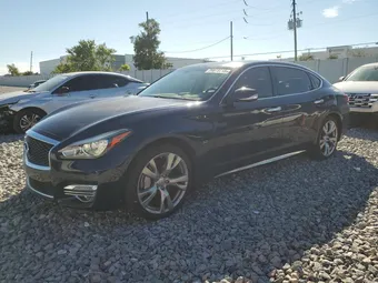 2016 Infiniti Q70 JN1BY1PP8GM631272