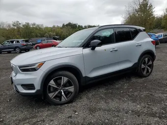 2022 Volvo XC40 Recharge Pure Electric YV4ED3UAXN2774683