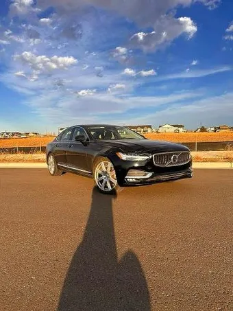 2017 Volvo S90 YV1A22ML4H1007385