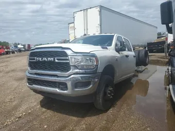 2024 Ram 3500 3C63RRGL1RG155776