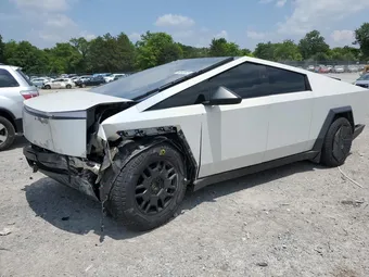 2024 Tesla Cybertruck 7G2CEHED7RA007450