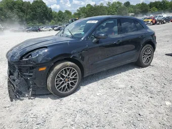 2017 Porsche Macan WP1AB2A54HLB14127