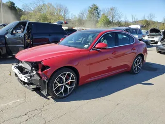2021 Alfa Romeo Giulia ZARFANBN7M7640089