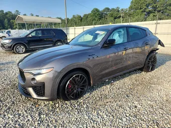 2023 Maserati Levante ZN661YUM6PX411082