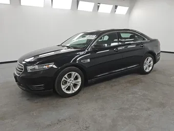 2018 Ford Taurus 1FAHP2E84JG107267