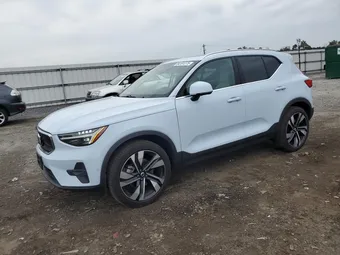 2025 Volvo XC40 YV4L12UFXS2571181