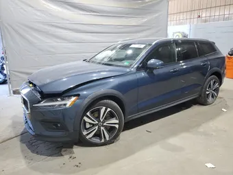 2025 Volvo V60 Cross Country YV4L12WK5S2150317