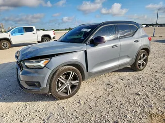 2020 Volvo XC40 YV4162UM6L2347835