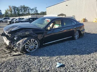 2014 Lexus LS460 JTHBL5EF5E5131752