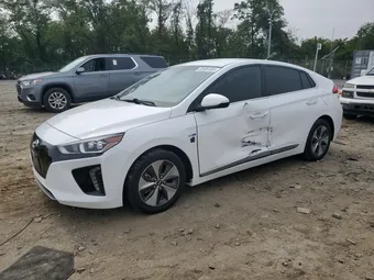 2017 Hyundai Ioniq KMHC85LH3HU013975