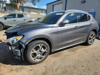 2018 Alfa Romeo Stelvio ZASFAKAN3J7B74593