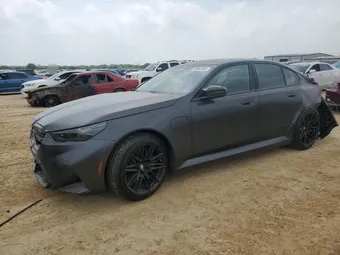 2025 BMW M5 WBS83FK0XSCU02113
