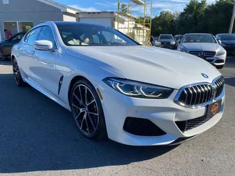 2021 BMW 8ER WBAGV8C01MCG76388