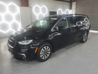 2024 Chrysler Pacifica Hybrid 2C4RC1S76RR196642