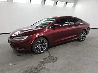 2016 Chrysler 200 1C3CCCBB9GN181931