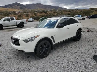 2016 Infiniti QX70 JN8CS1MW3GM750141